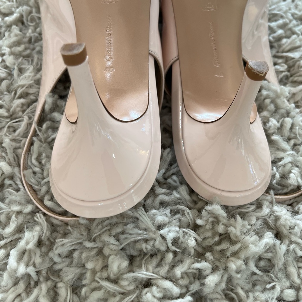 Gianvito Rossi Pointed Toe Patent Slingbacks - EU 40 - 9.5-10 U.S. - Picture 11 of 17